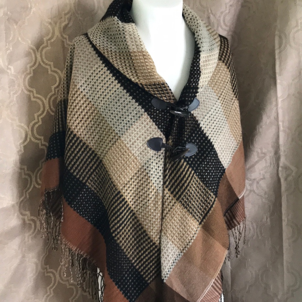 🌟SALE🌟 3/$25 NWOT shawl!